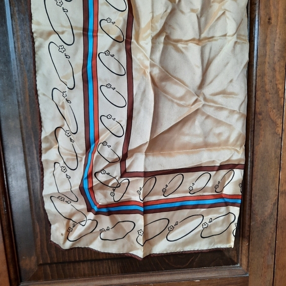 Vintage satin tan mod print scarf - Picture 3 of 8